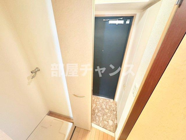 プレサンス名古屋城前の玄関