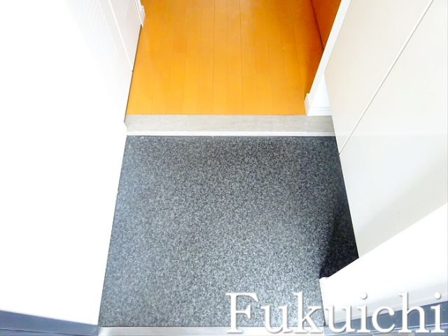 ドゥーエ学芸大学Ⅱの玄関