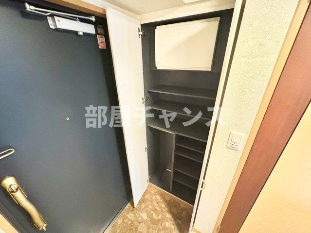 プレサンス名古屋城前の収納