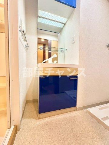 プレサンス名古屋城前の独立洗面台
