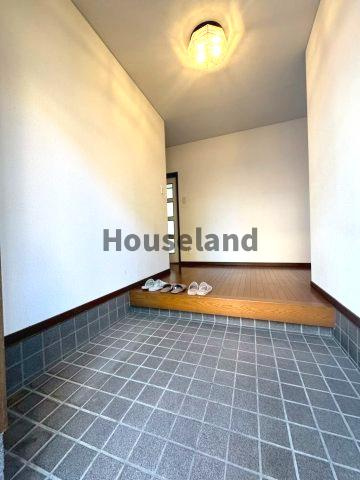 下丹生谷戸建の玄関