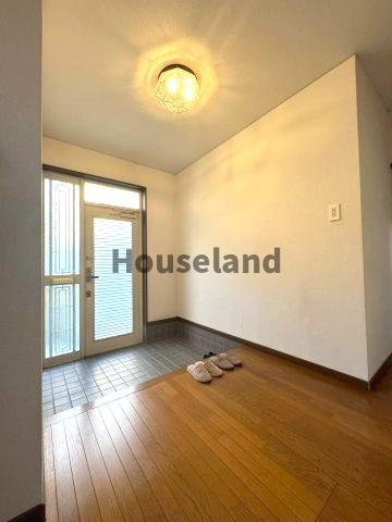 下丹生谷戸建の玄関