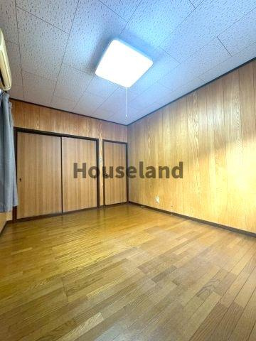 下丹生谷戸建の洋室