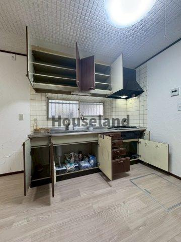 下丹生谷戸建のキッチン