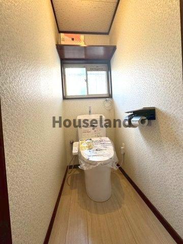 下丹生谷戸建のトイレ