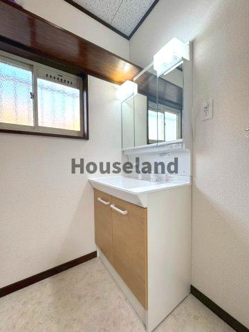 下丹生谷戸建の独立洗面台