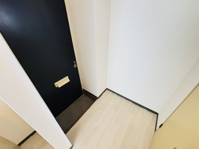 メゾンアバの玄関