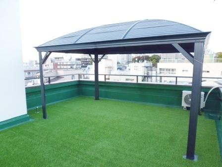 福富ビルの庭|共用