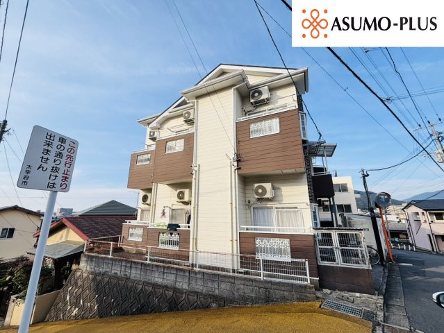 太宰府市朱雀２丁目のアパートの外観