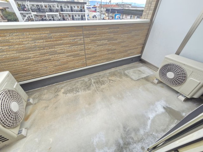 【バルコニー】 | 穴師台ハイツ