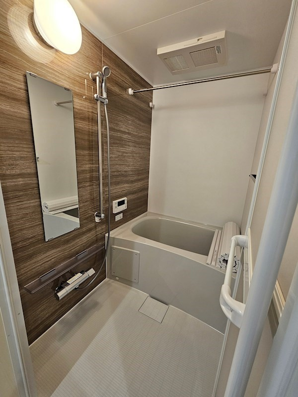 メゾン新和の浴室
