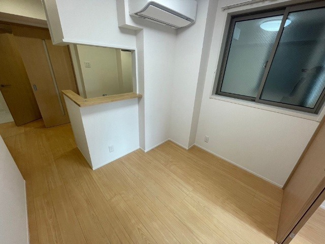 メゾン新和の居間・リビング