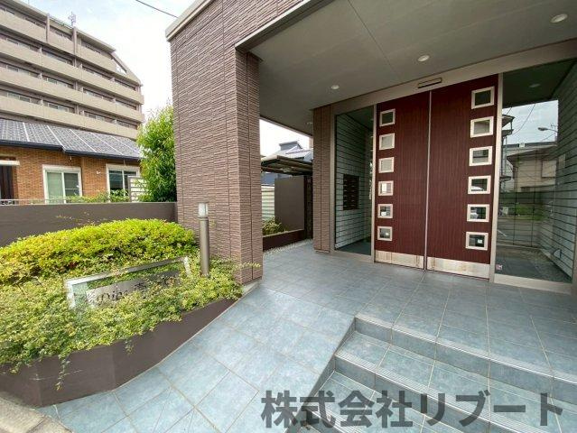 ディオス壱番館のエントランス