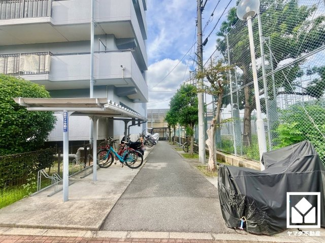 ライオンズマンション京都淀A棟の周辺