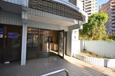 【エントランス】 | メゾン・ド・アムール