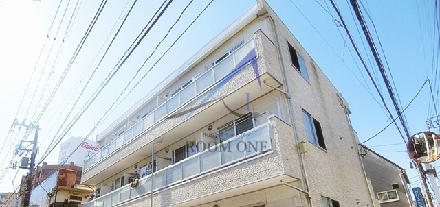 リブリ・Pine House