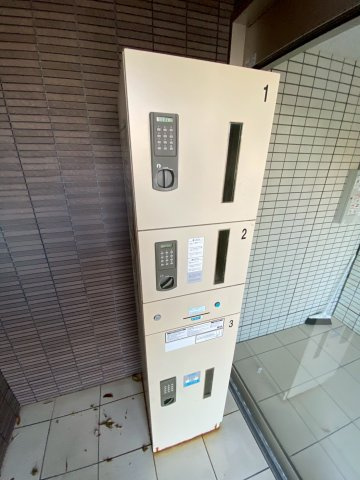 【その他共用部分】 | メルヴェール エスト | 宅配ボックス☆