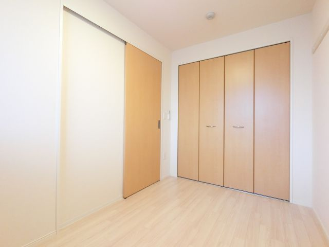 【洋室】 | メルヴェール エスト