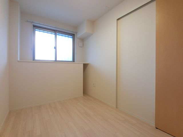 【洋室】 | メルヴェール エスト