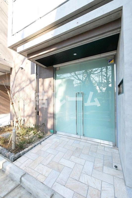 豊島区高松３丁目の賃貸マンションのエントランス