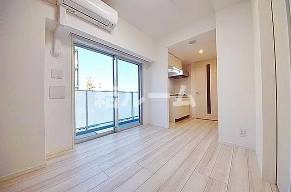 川口市並木３丁目の賃貸マンションの居間・リビング