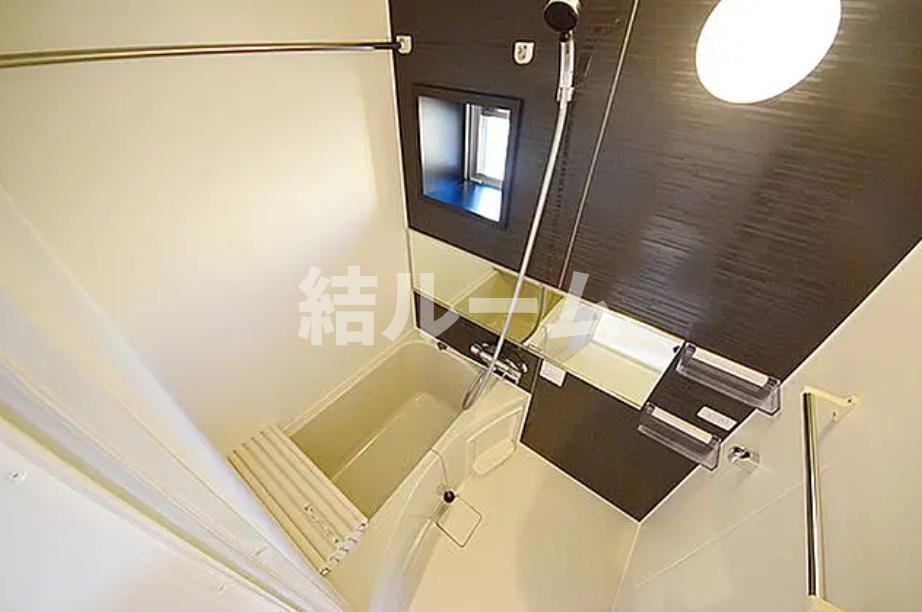 川口市並木３丁目の賃貸マンションの浴室