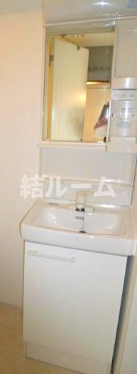 豊島区北大塚３丁目の賃貸マンションの洗面所