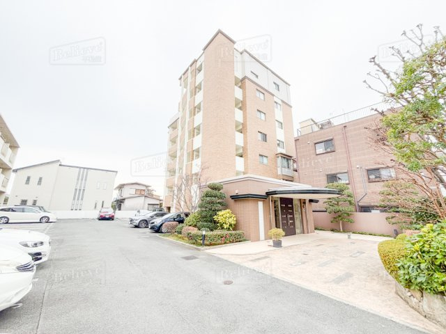 グランシャリオの外観|お洒落な外観です★