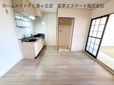 【和室】 | サントス泉ヶ丘 | 空き予定のため同物件・同等間取りの写真　ダイニングから見て右側6帖和室