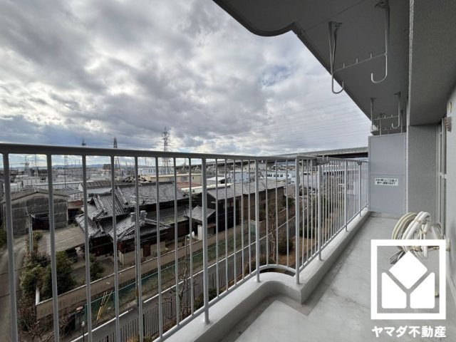 ハイム伏見Ｃ棟のバルコニー