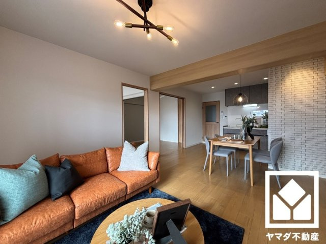 ハイム伏見Ｃ棟の居間・リビング