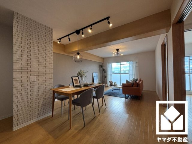 ハイム伏見Ｃ棟の居間・リビング