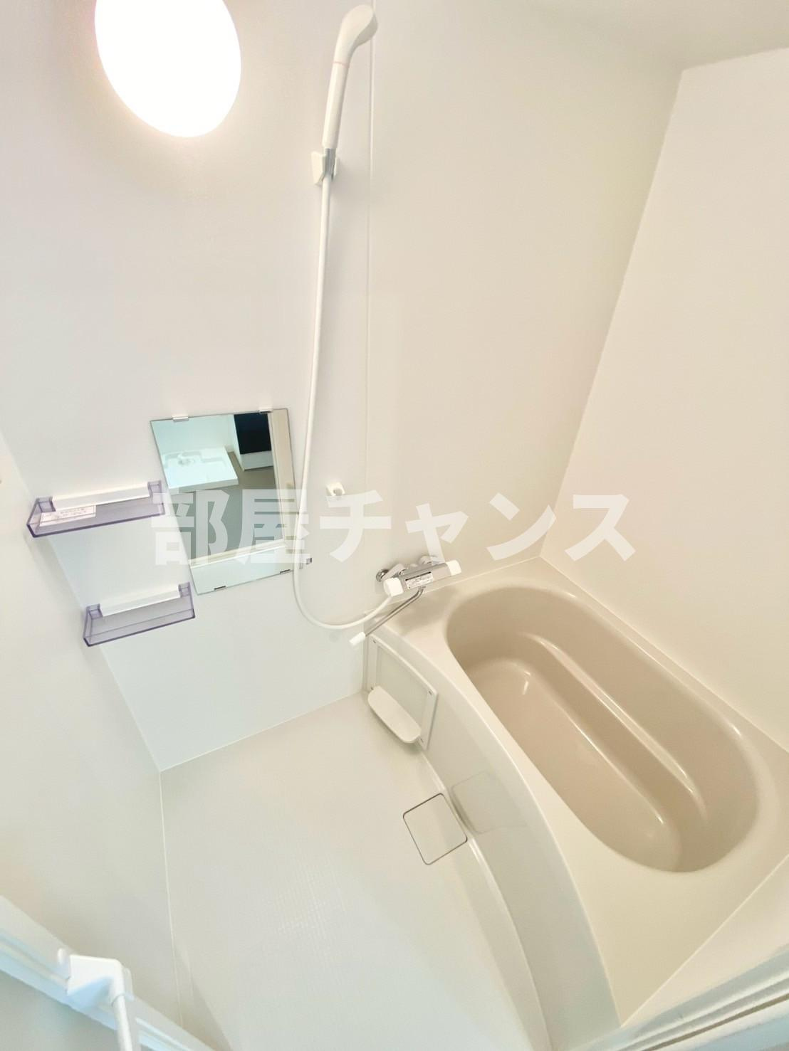 ジーメゾン名古屋牛立ルエーレの浴室