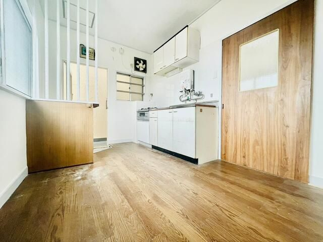 サン南ビルの内装