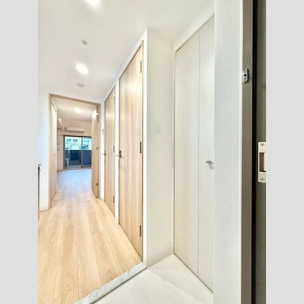 エスリード名古屋サザンプレイスの玄関