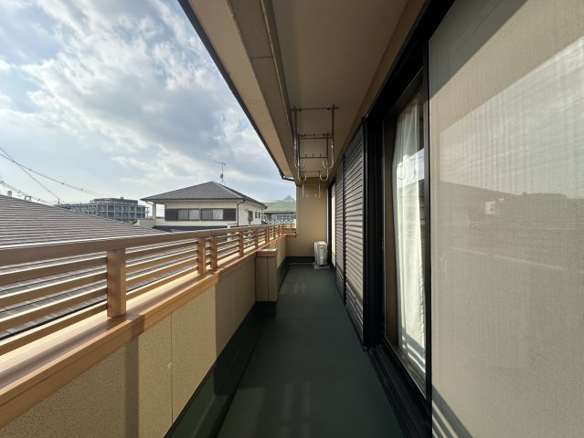 加古川市別府町新野辺　中古戸建のバルコニー