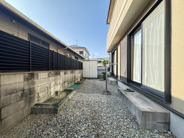 加古川市別府町新野辺　中古戸建の庭