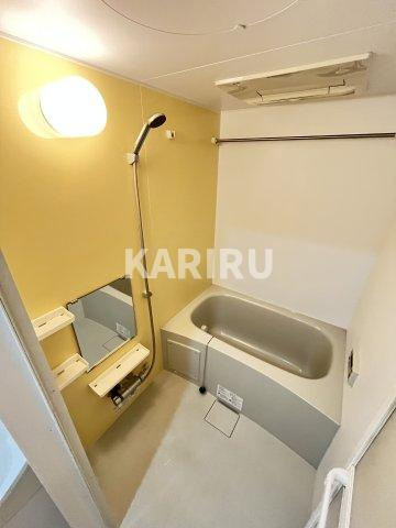 ブランブリエ京橋の浴室