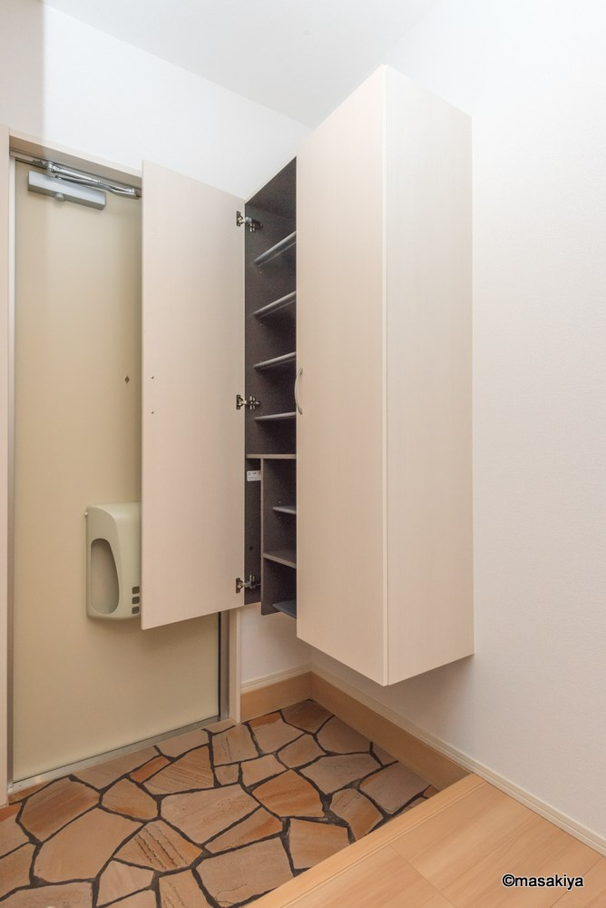 エミナーレの玄関|玄関