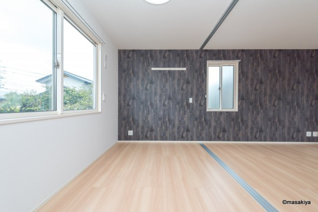 エミナーレの居間・リビング