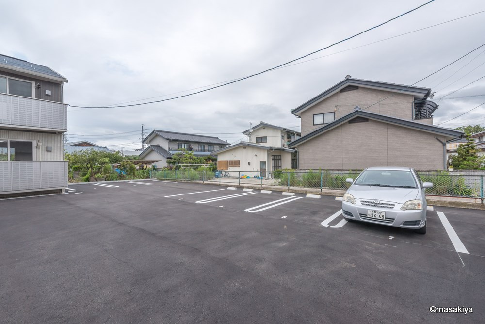 エミナーレの駐車場|駐車場