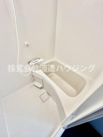 南市岡2丁目一戸建の浴室