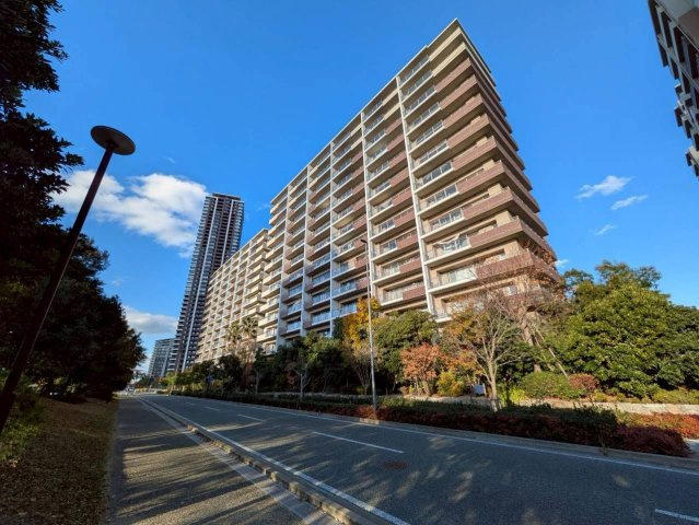 セントラルパーク香椎照葉弐番館の外観