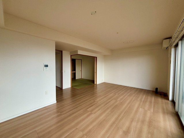 セントラルパーク香椎照葉弐番館の居間・リビング