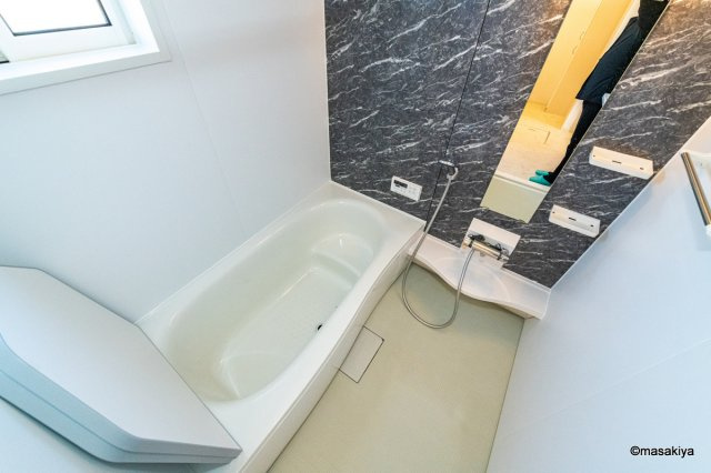 グランモアポムの浴室