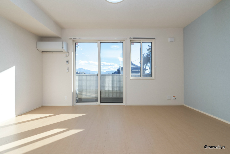 ラ・ヴェリテの居間・リビング|リビング