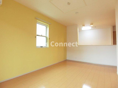 【居間・リビング】 | グランフィルＢ | 角部屋で２面に窓があります。