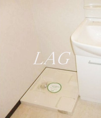 【設備】 | ソレイユ奥沢 | 室内洗濯機置き場です。