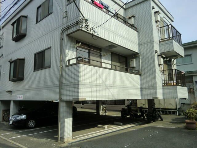 レイクヒルズの外観