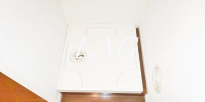 【設備】 | b'CASA町田 | 室内洗濯機置き場です。